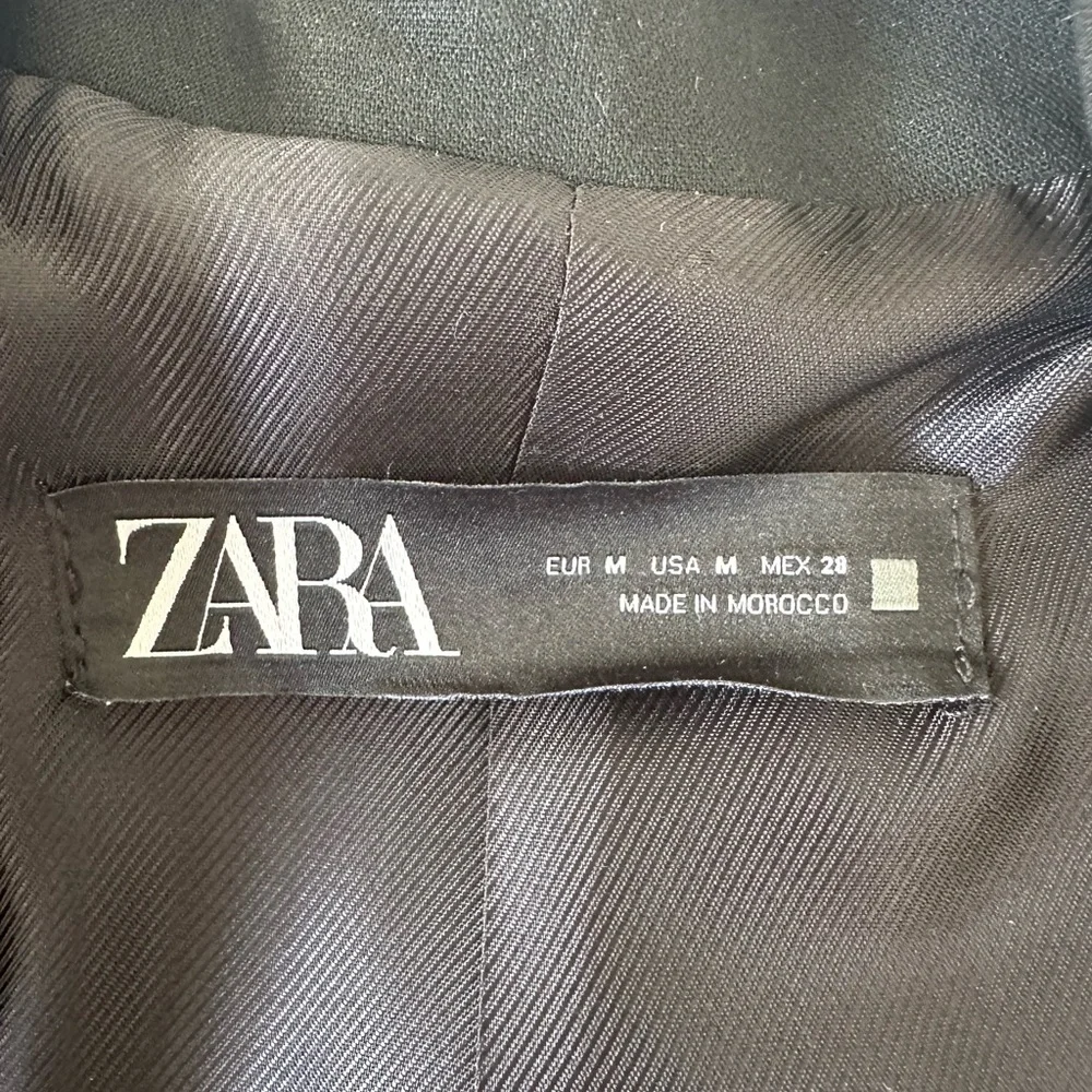 Zara - women’s tuxedo - jacket M - pants L - black - worn once - Picture 5 of 16